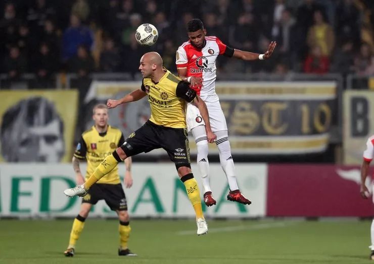 他稳稳占据 他稳稳占据